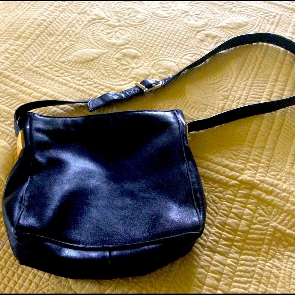 Black Purse